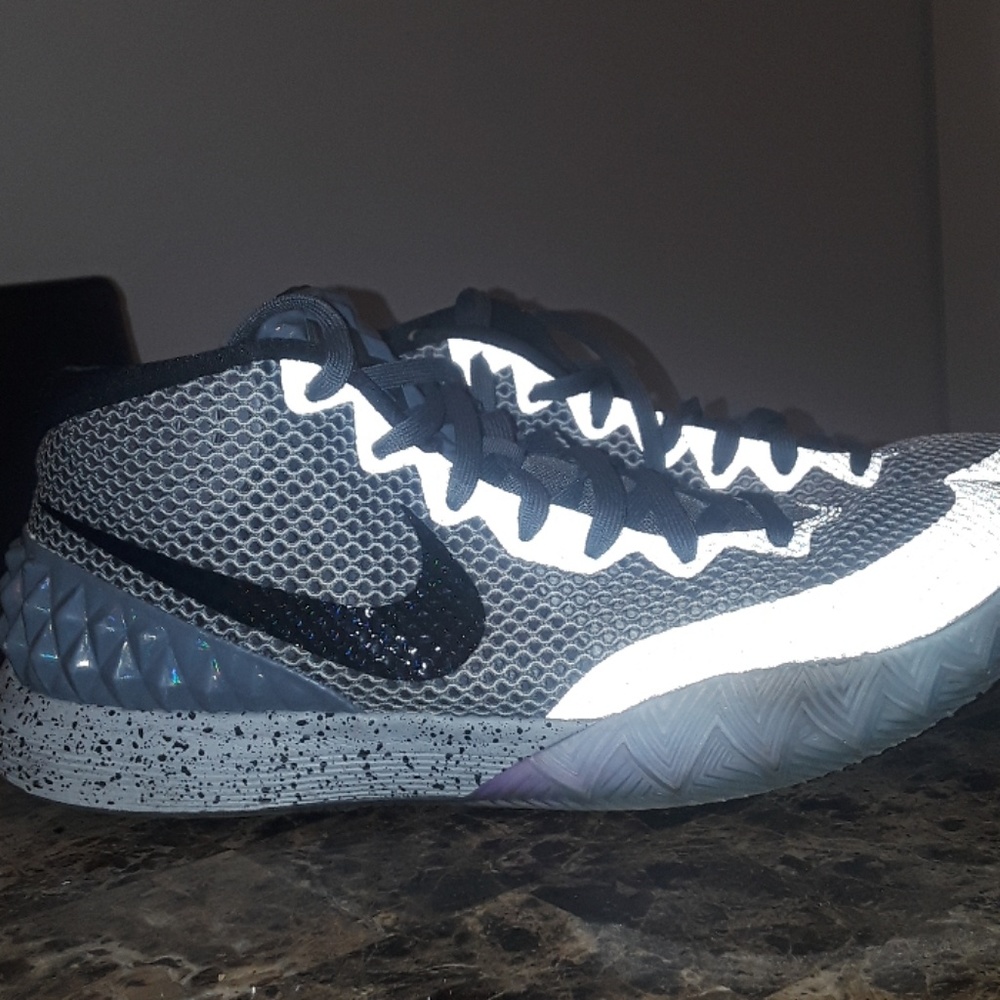 Kyrie 1 size 10.5